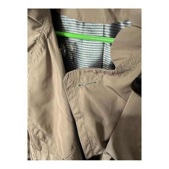 MaxMara tan brown silk blend trench coat size 38 button front missing belt - Picture 10 of 12